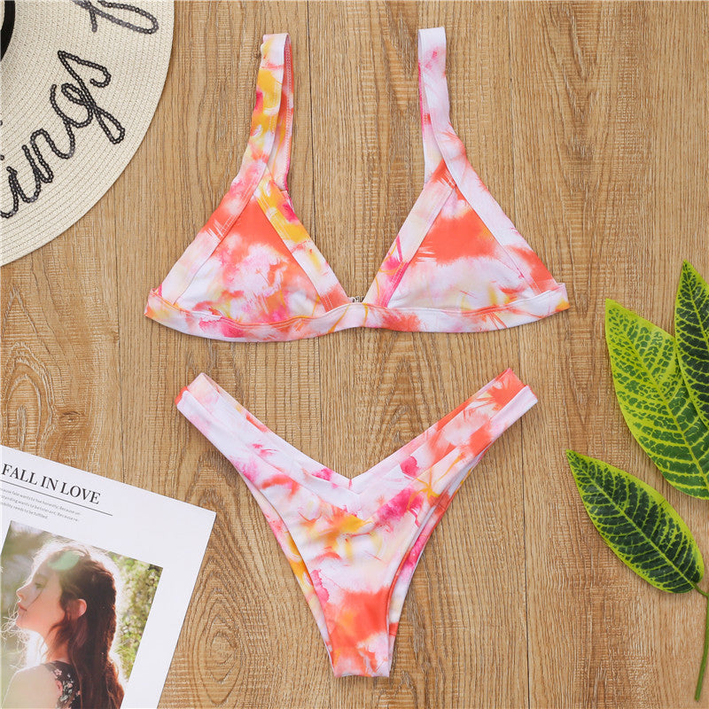 Nouveau bikini triangle