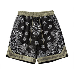 High Street Cashew - Short de détente militaire à empiècement fleuri